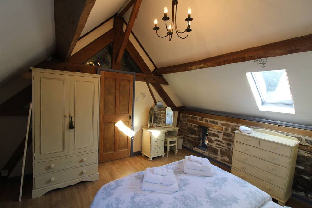 Photo of Bedroom in Larchamp