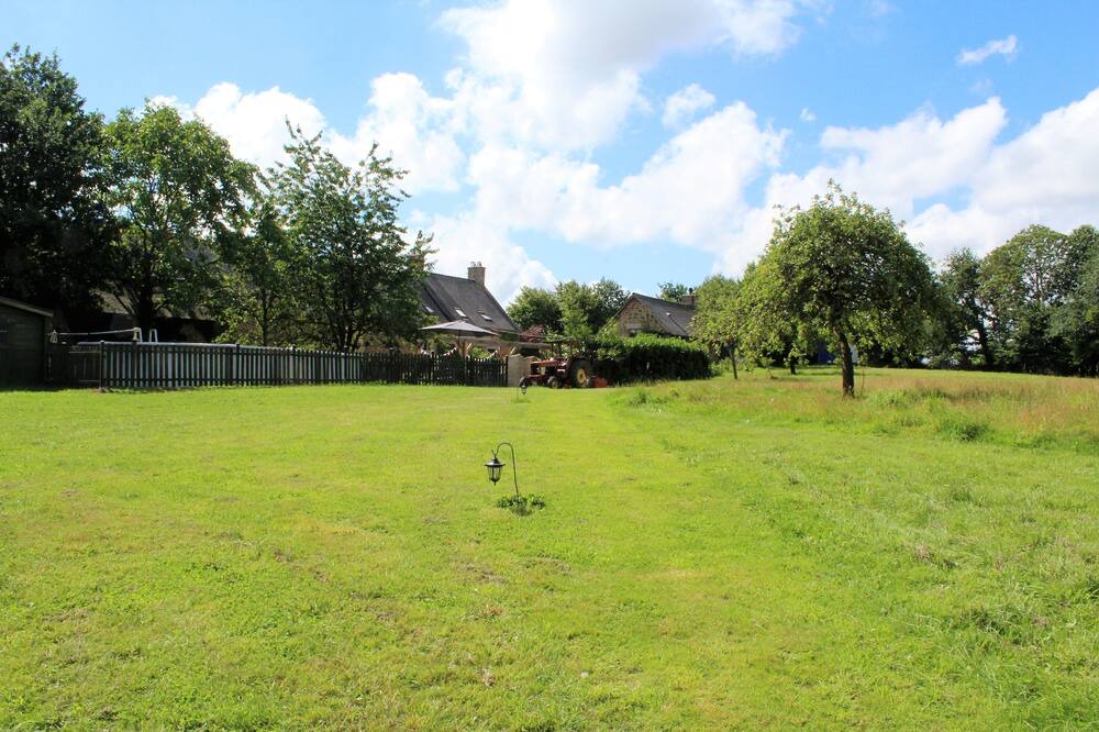 Photo of Outdoor in Larchamp