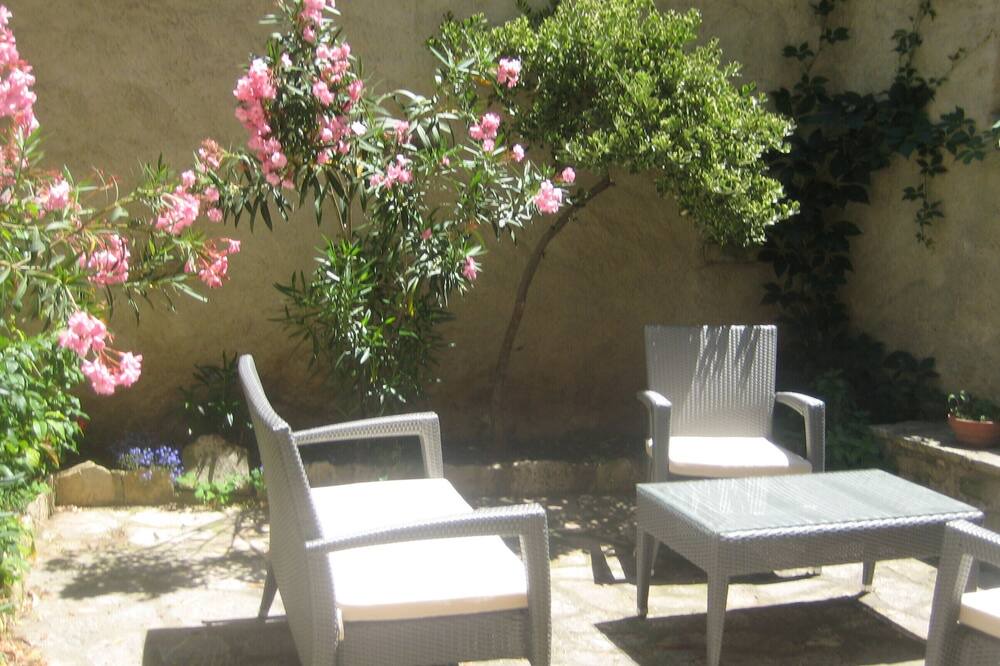 Photo of Patio Balcony in Alet-les-Bains