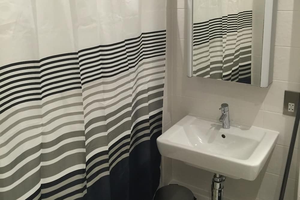 Photo of Bathroom in Bromley South