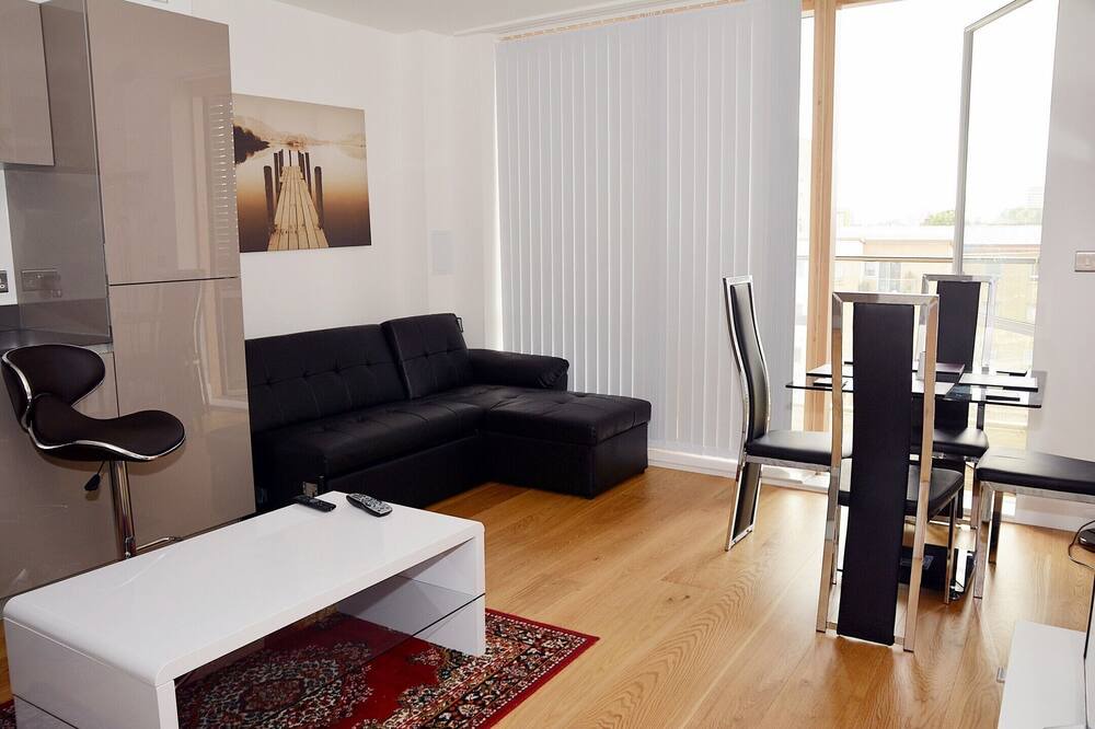 Photo of Livingroom in Bromley South