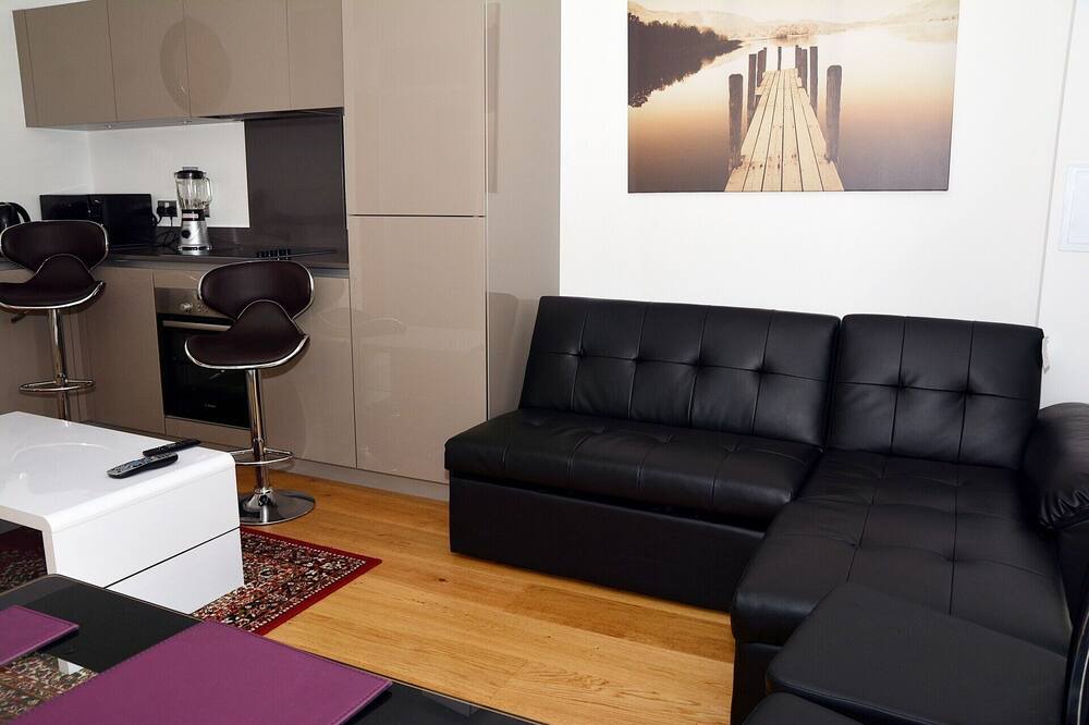 Photo of Livingroom in Bromley South