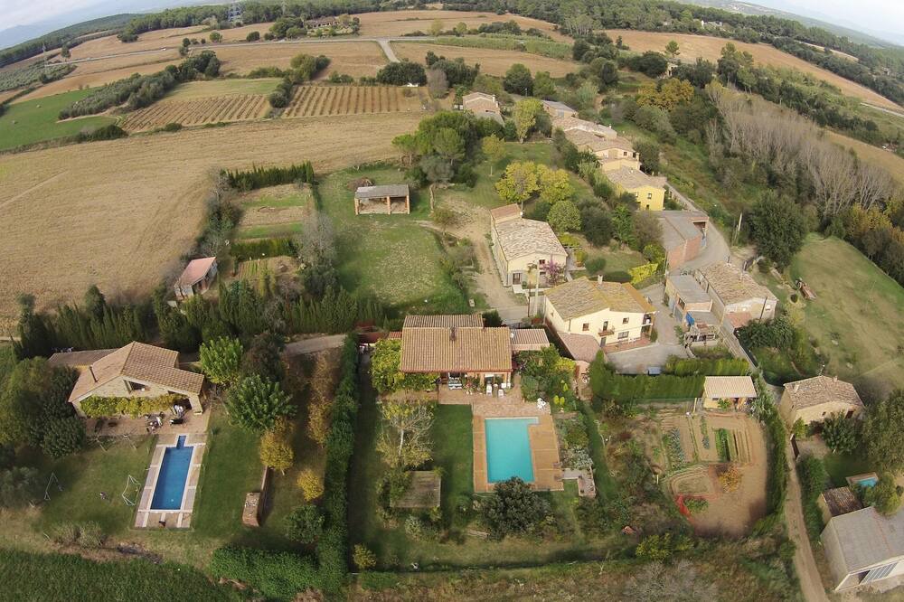 Photo of Outdoor in Llampaies