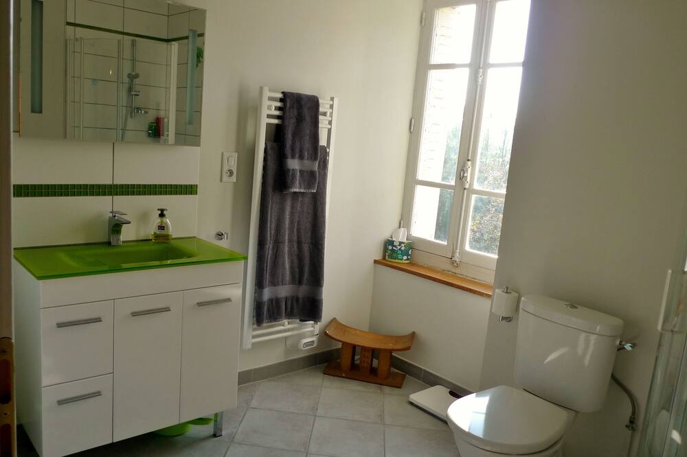 Photo of Bedroom in Pomy