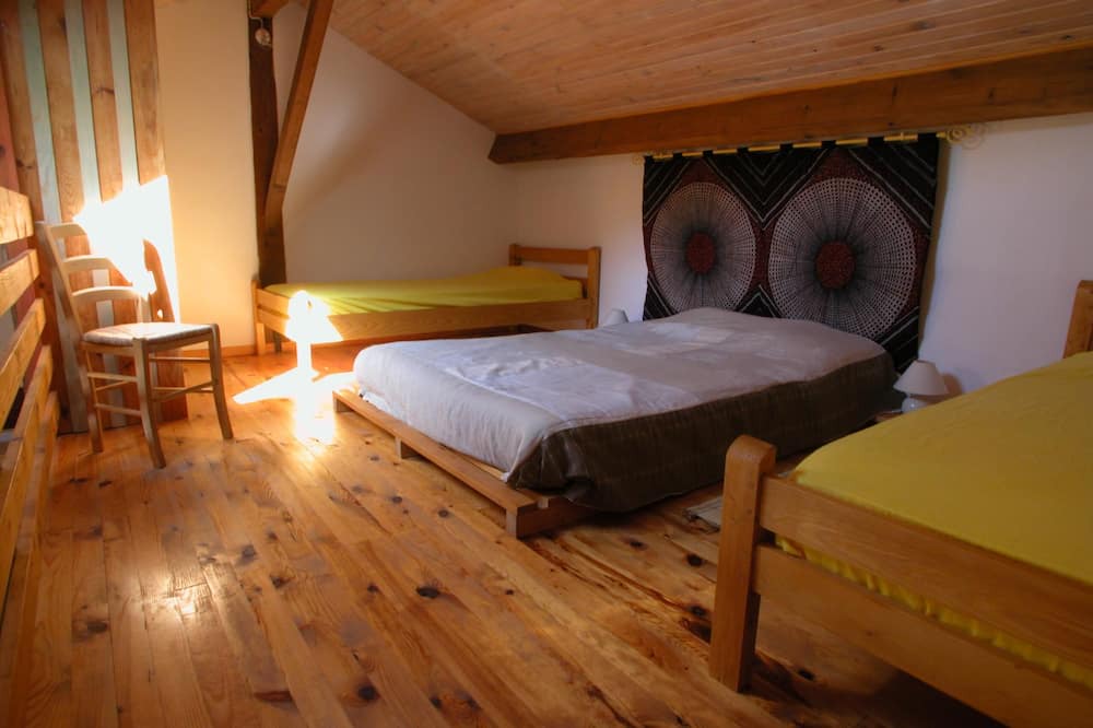 Photo of Bedroom in Fougax-et-Barrineuf