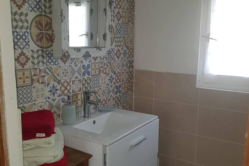 Photo of Bathroom in Villeneuve
