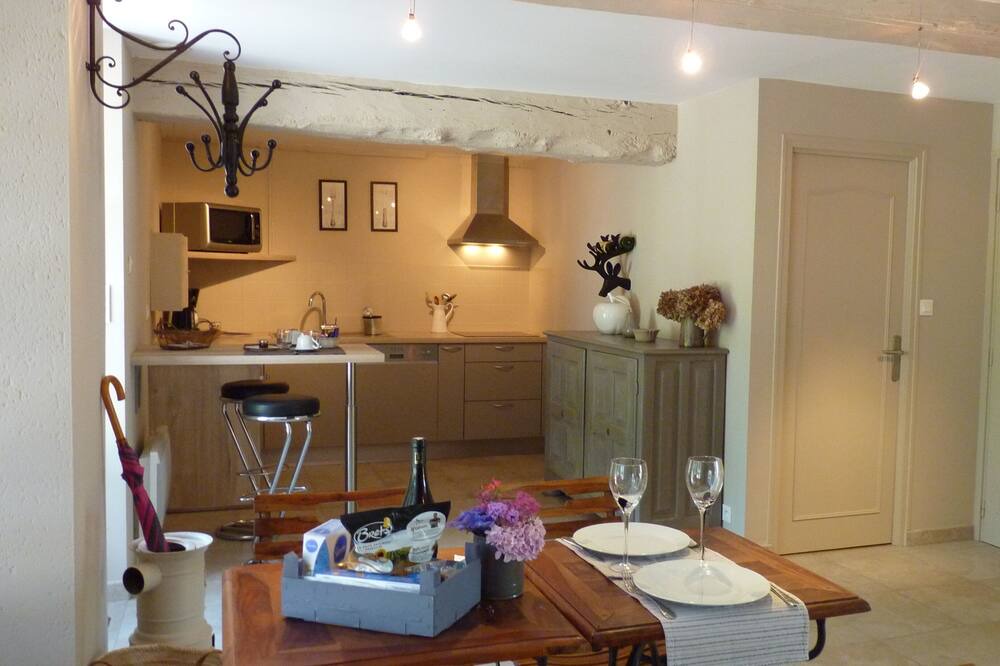 Photo of Kitchen in Saint-Etienne-en-Cogles