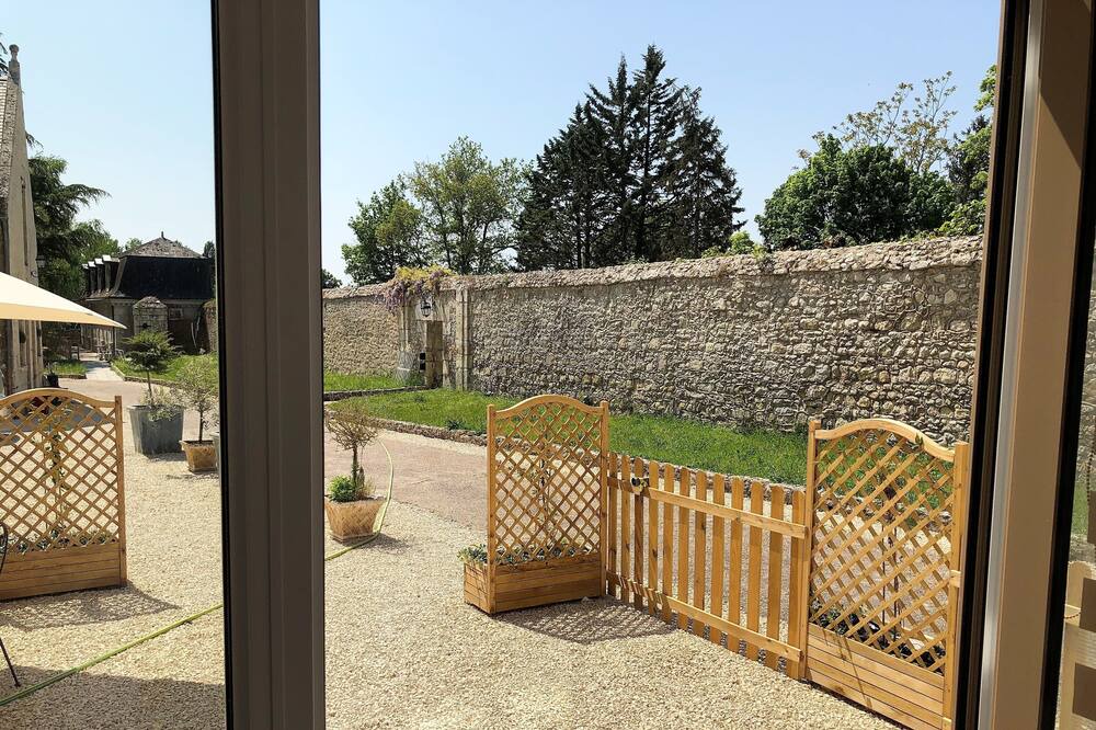 Photo of Patio Balcony in Azay-le-Rideau