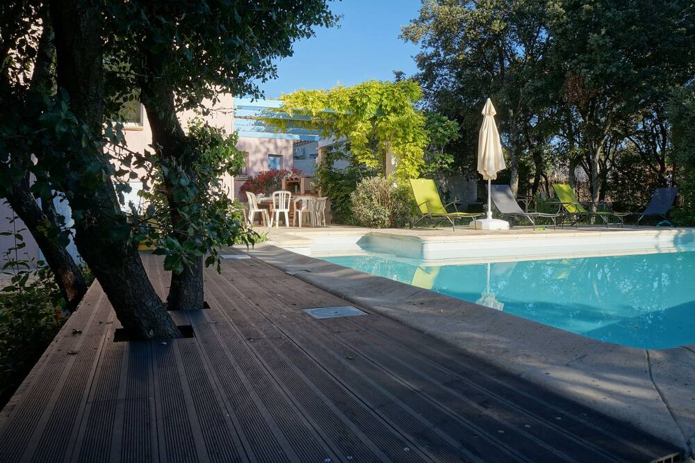 Photo of Outdoor in Aubais