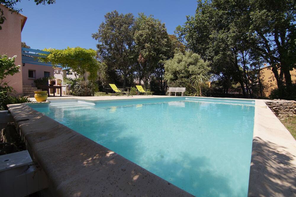 Photo of Outdoor in Aubais