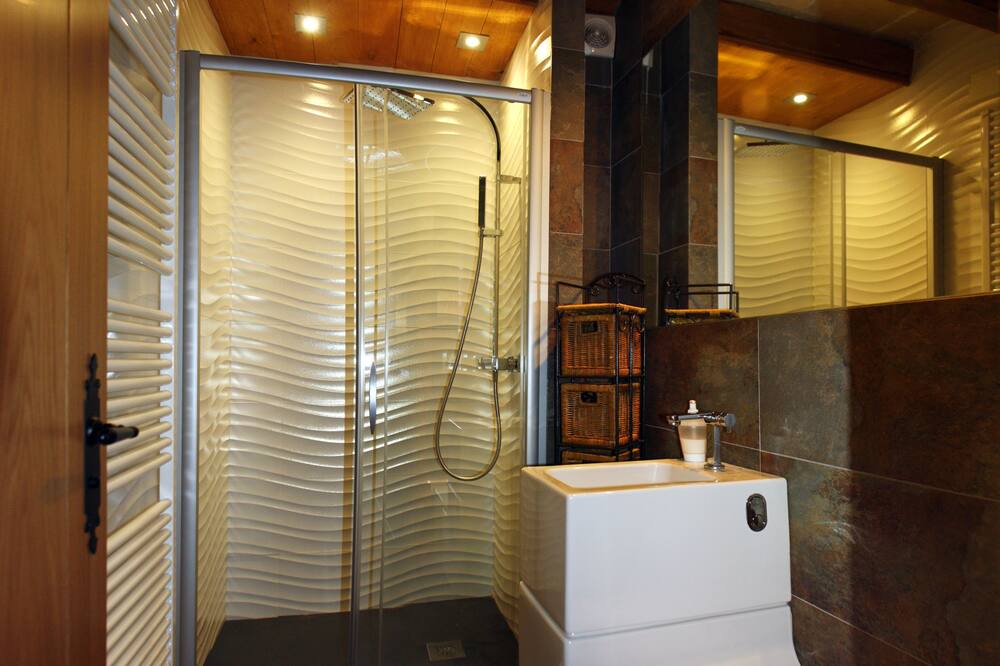 Photo of Bathroom in Llobera