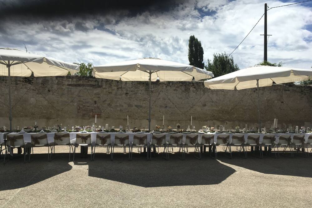 Photo of Others in Thiveral-Grignon