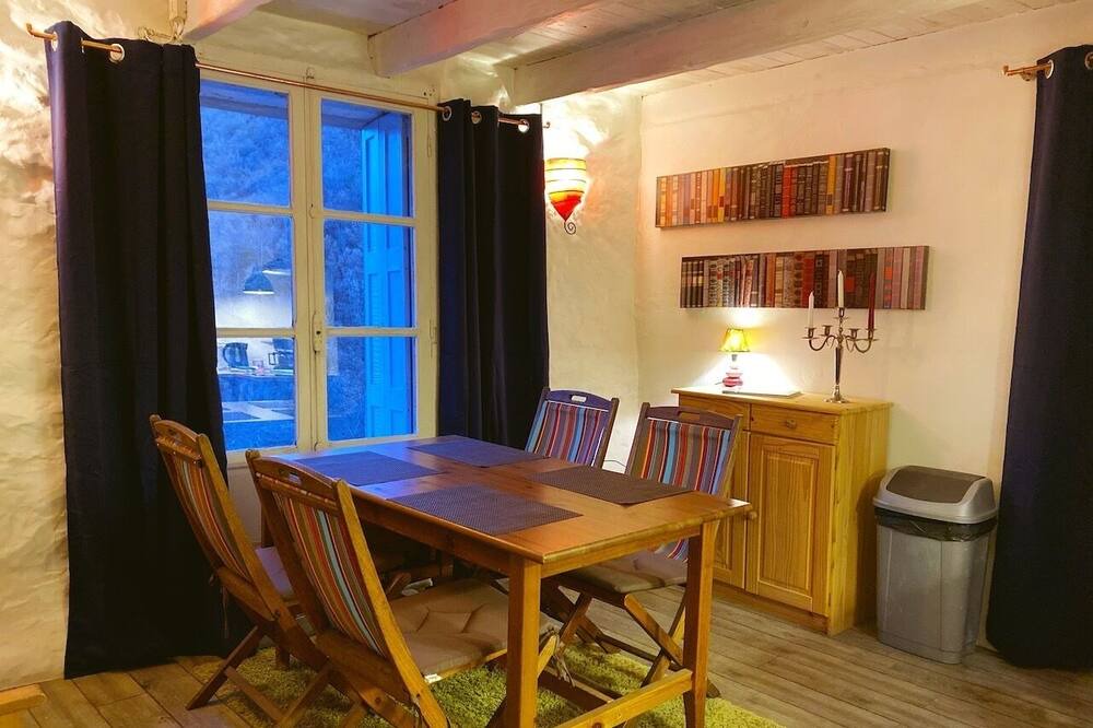 Photo of Kitchen in Baillestavy