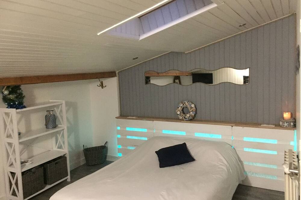 Photo of Bedroom in Vessey