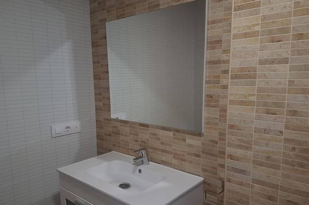 Photo of Bathroom in Navarres