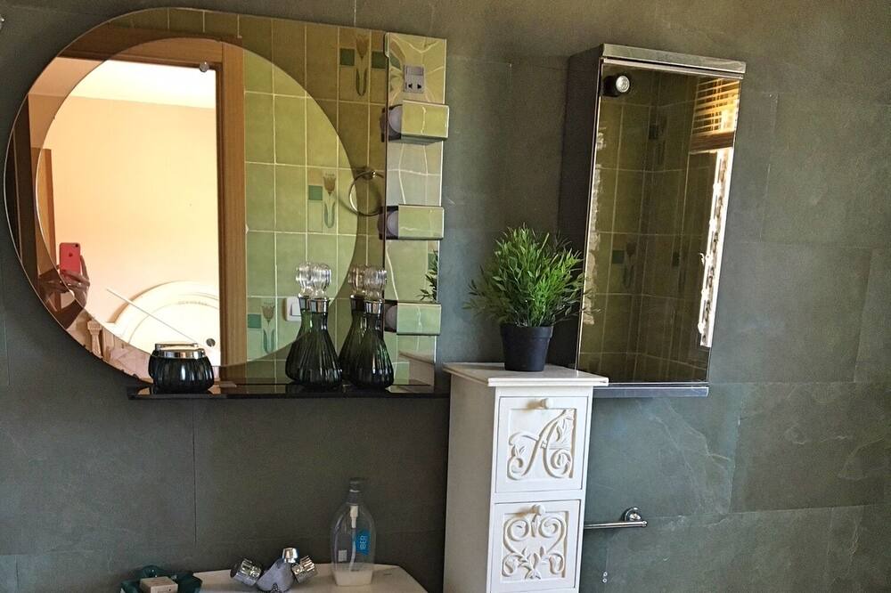 Photo of Bathroom in Talayuelas