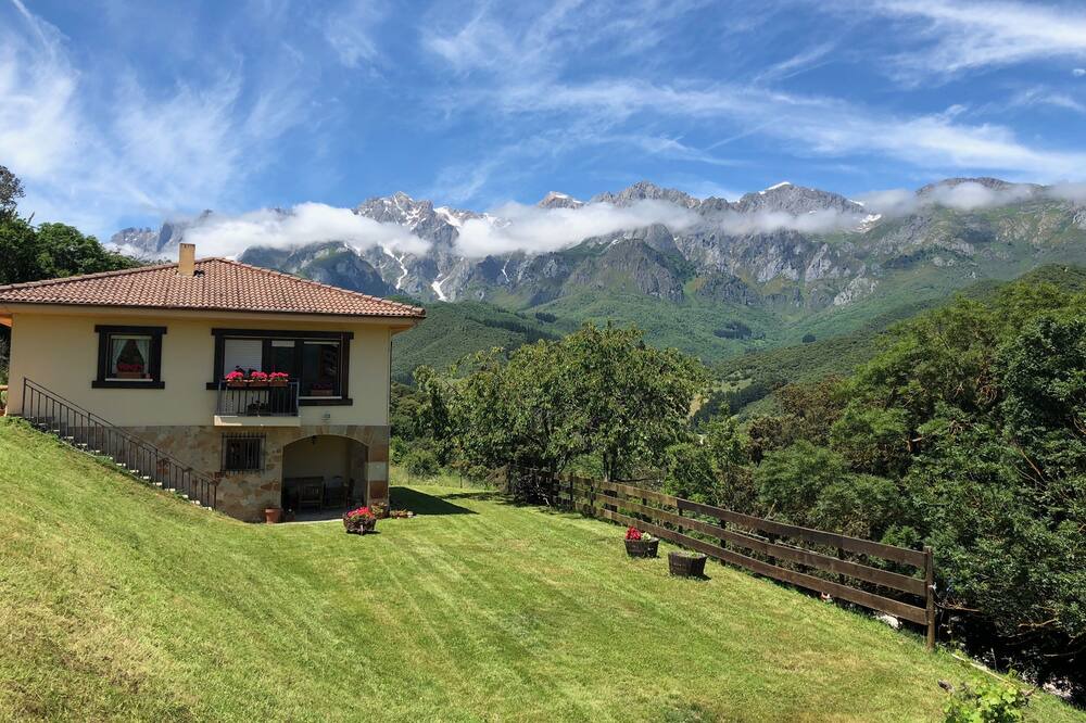 Photo of Outdoor in Mieses
