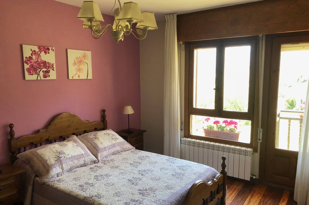 Photo of Bedroom in Mieses
