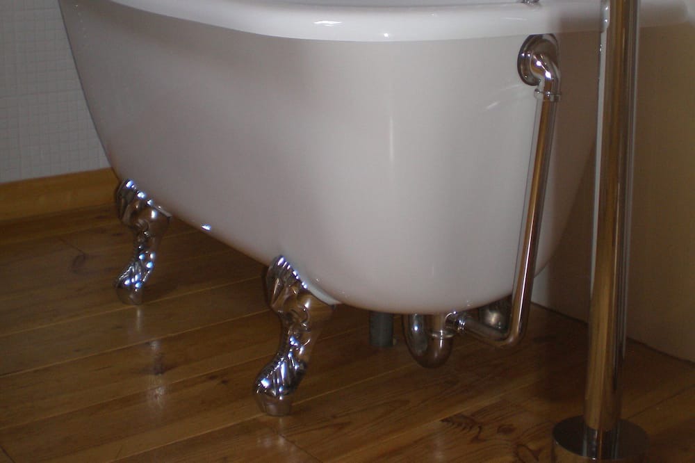 Photo of Bathroom in Caulnes