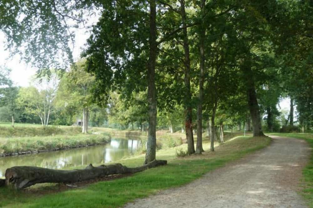 Photo of Others in Caulnes