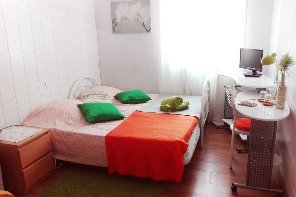 Photo of Bedroom in Chantrea