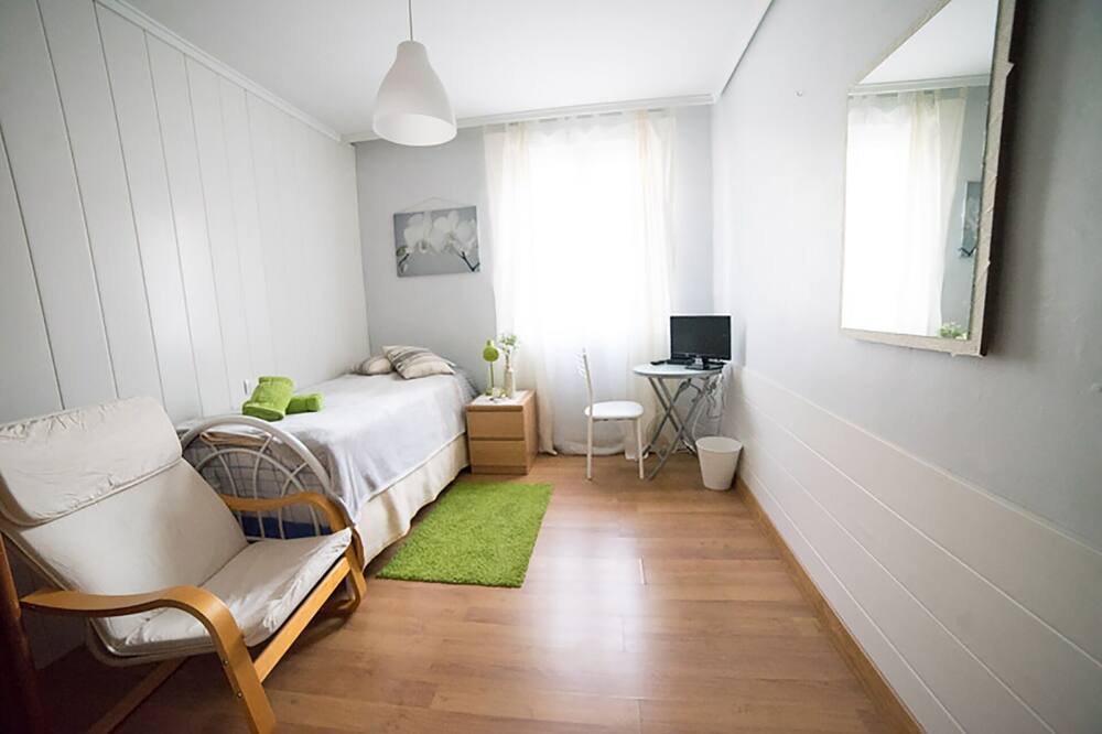 Photo of Bedroom in Chantrea