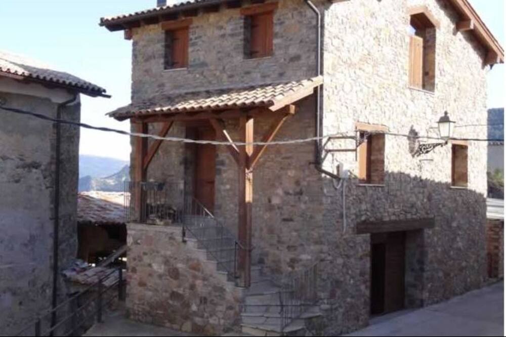 Photo of Outdoor in Montcortes