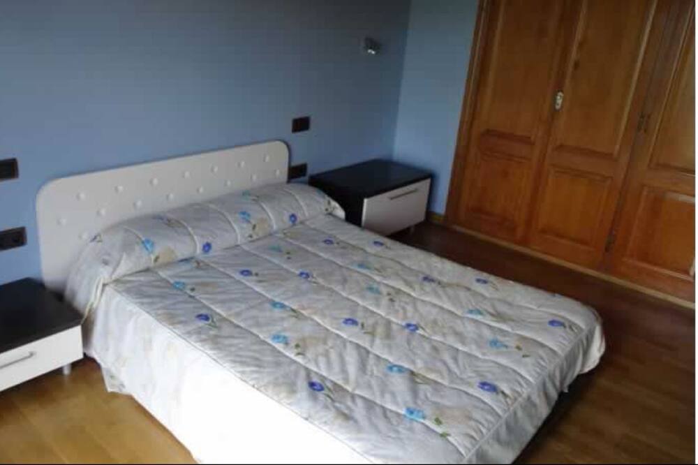 Photo of Bedroom in Montcortes