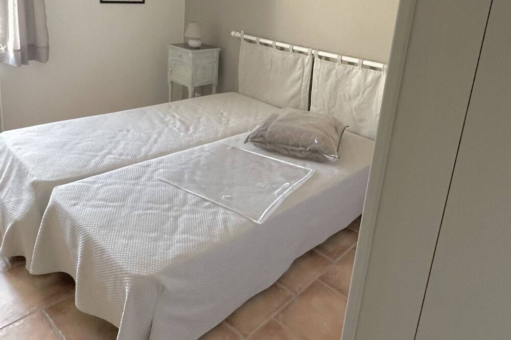 Photo of Bedroom in Les Portes-en-Re
