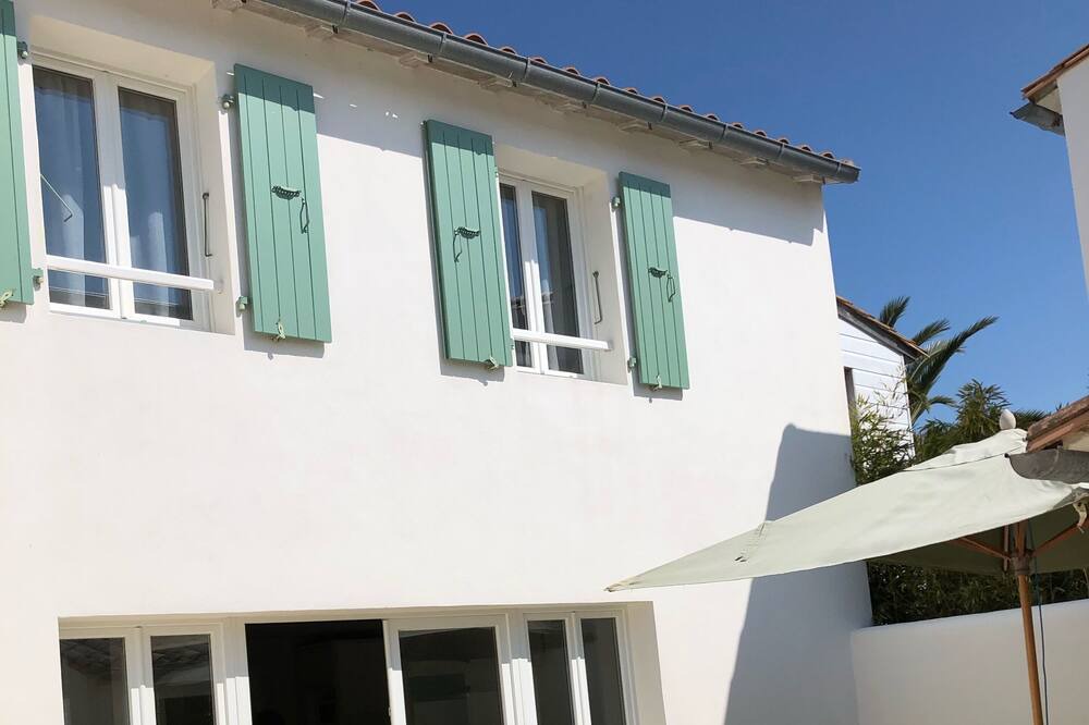 Photo of Outdoor in Les Portes-en-Re