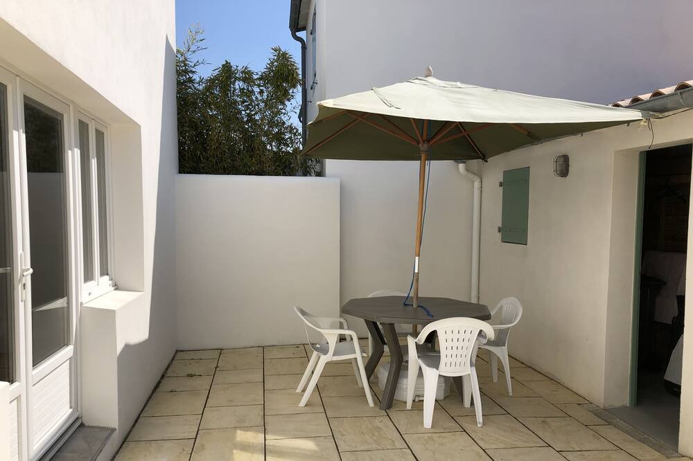 Photo of Patio Balcony in Les Portes-en-Re