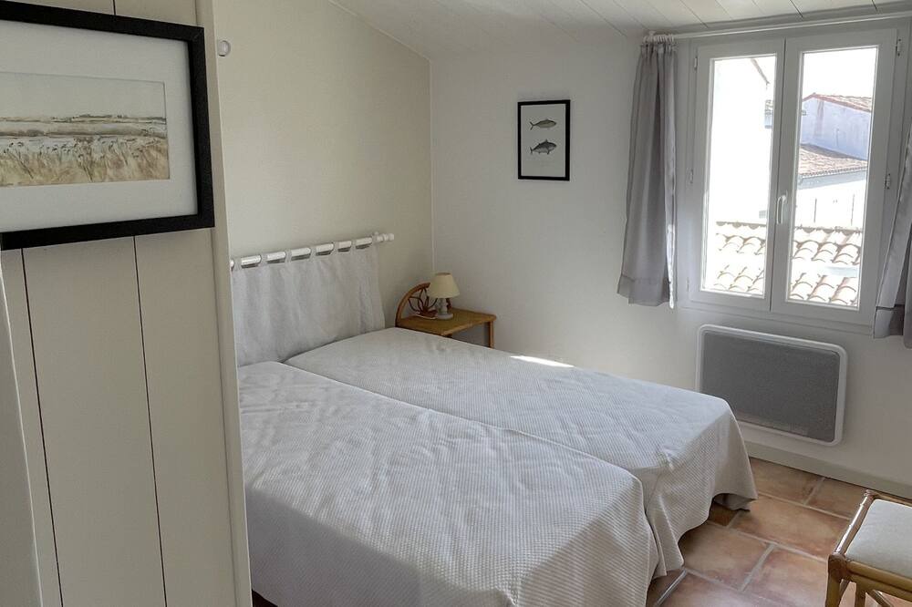 Photo of Bedroom in Les Portes-en-Re