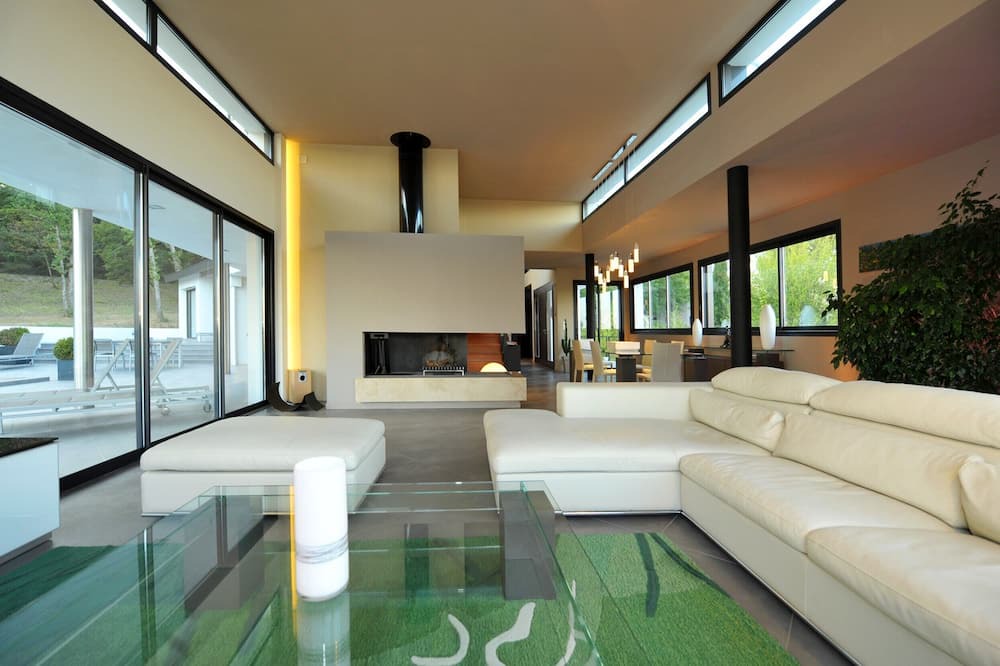 Photo of Livingroom in Pibrac
