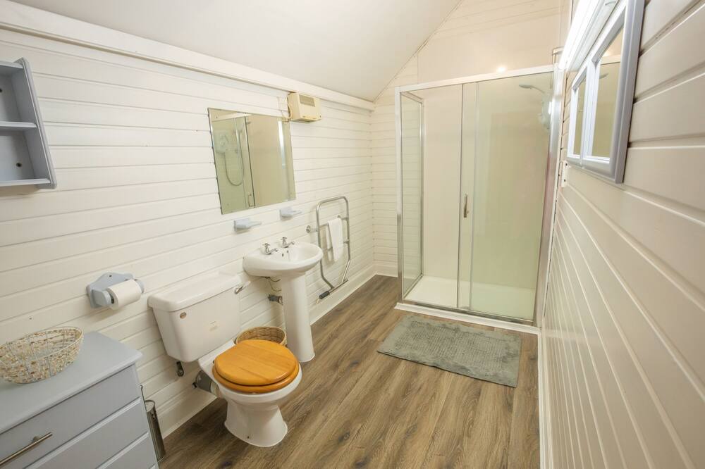 Photo of Bathroom in Portnahaven