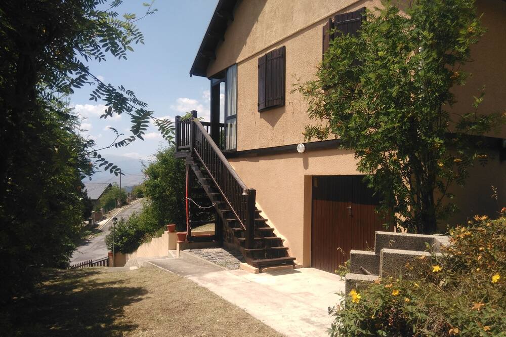 Photo of Outdoor in Llo