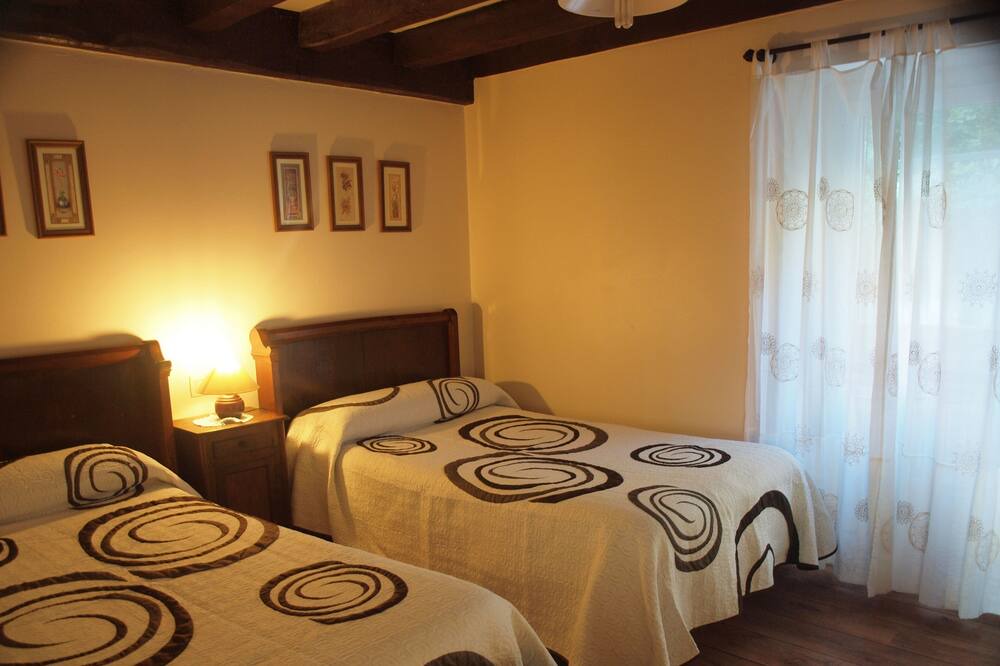 Photo of Bedroom in Baztan