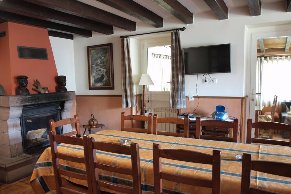 Photo of Livingroom in Baztan