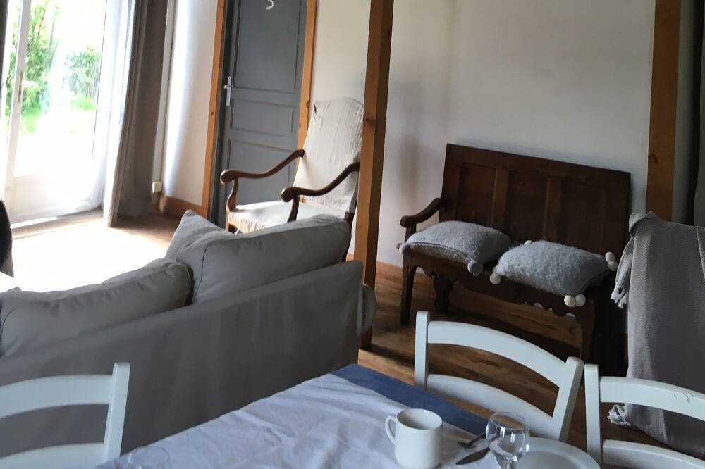 Photo of Bedroom in Laval-Roqueceziere