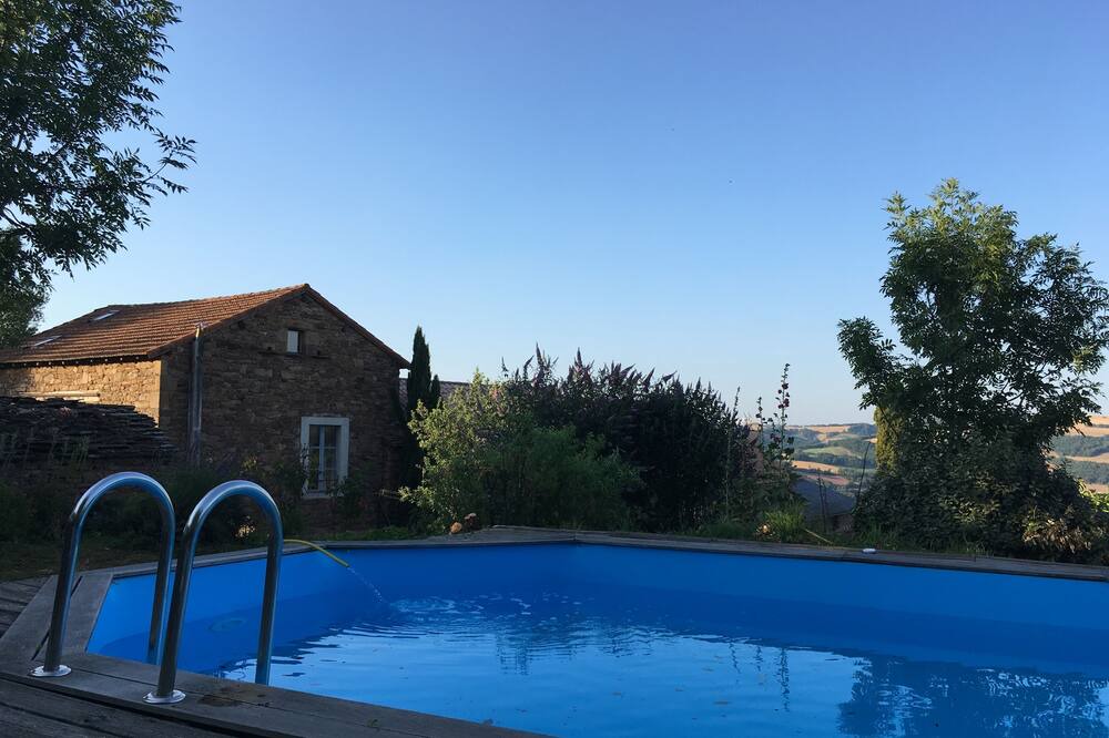 Photo of Outdoor in Laval-Roqueceziere