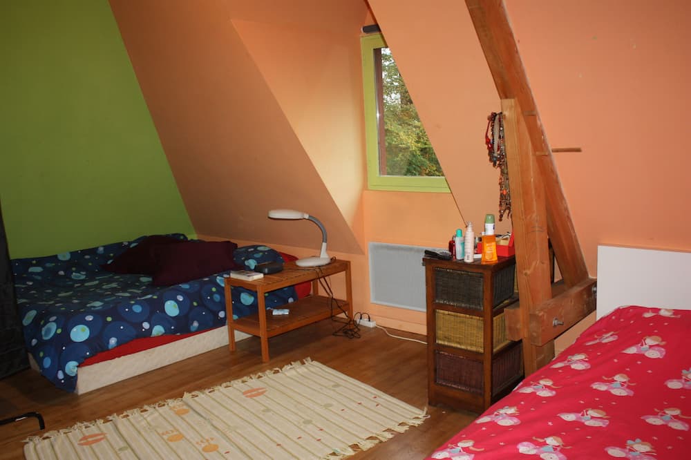 Photo of Bedroom in Touffreville-la-Corbeline