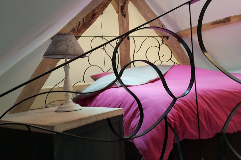 Photo of Bedroom in Grumesnil