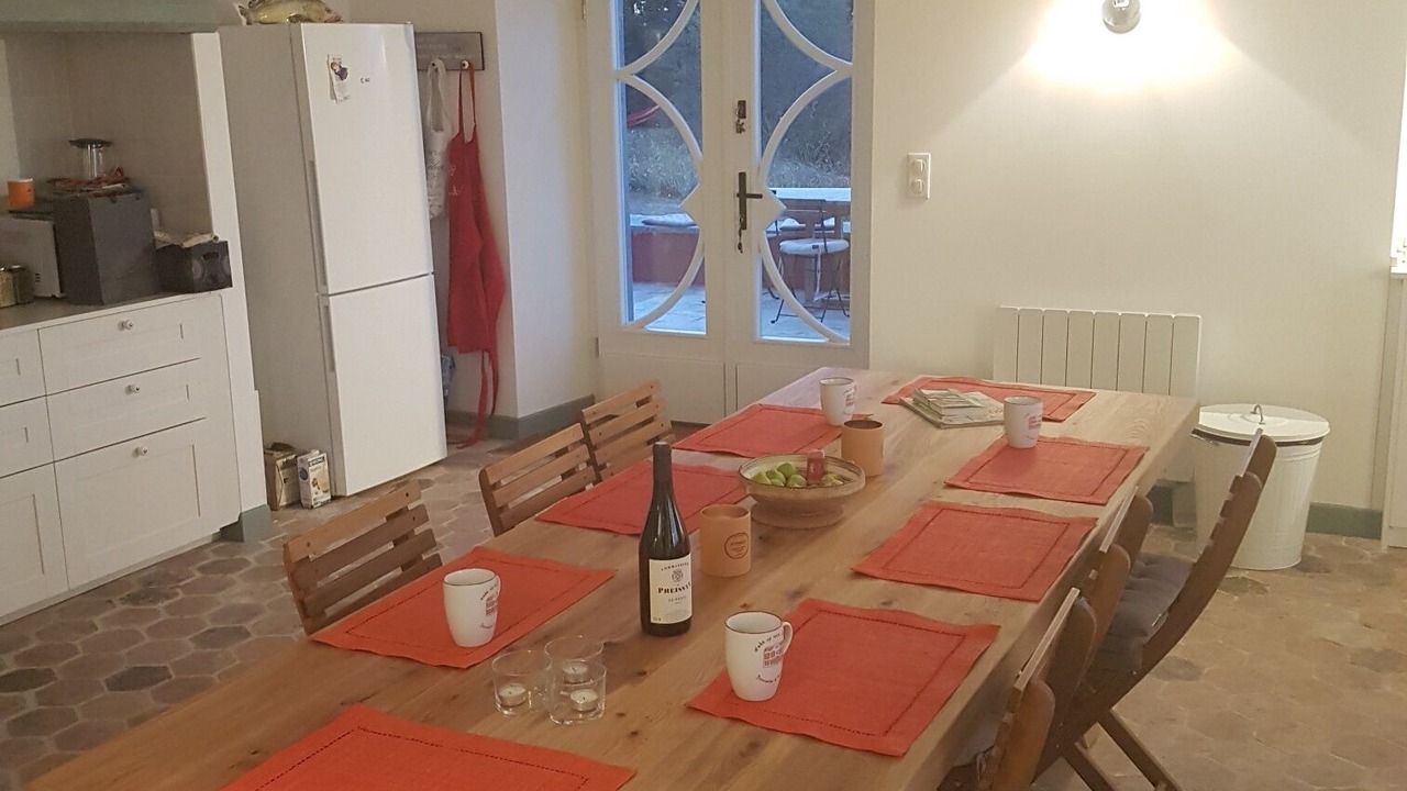 Photo of Livingroom in Ouveillan