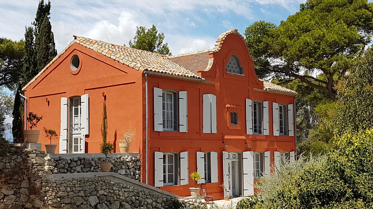 Photo of Buildings in Ouveillan