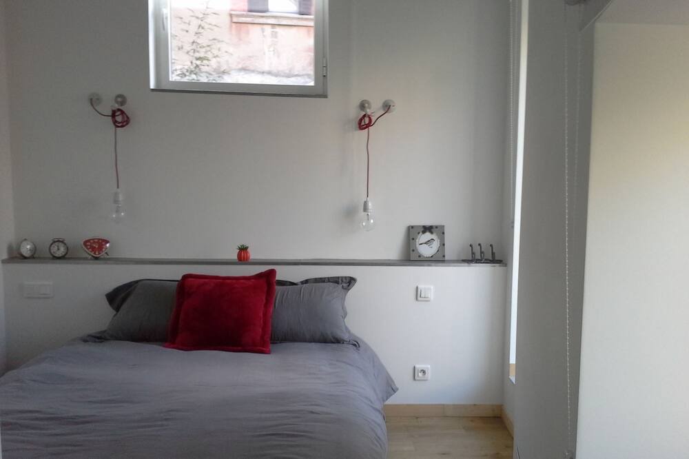 Photo of Bedroom in Villefranche-de-Rouergue