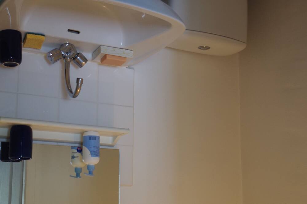 Photo of Bathroom in Sarrians