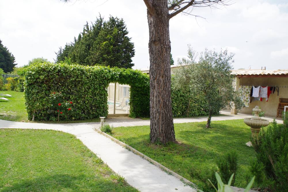 Photo of Outdoor in Sarrians