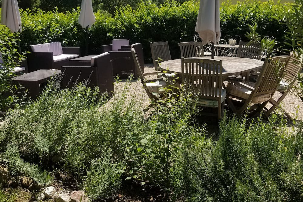 Photo of Outdoor in Saint-Puy
