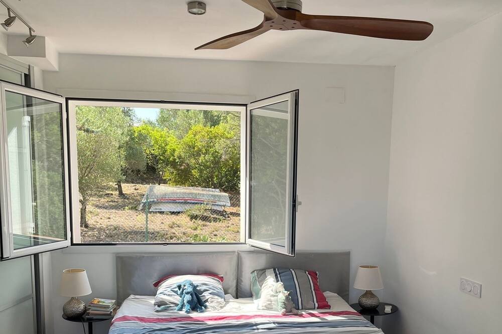 Photo of Bedroom in Port de la Selva