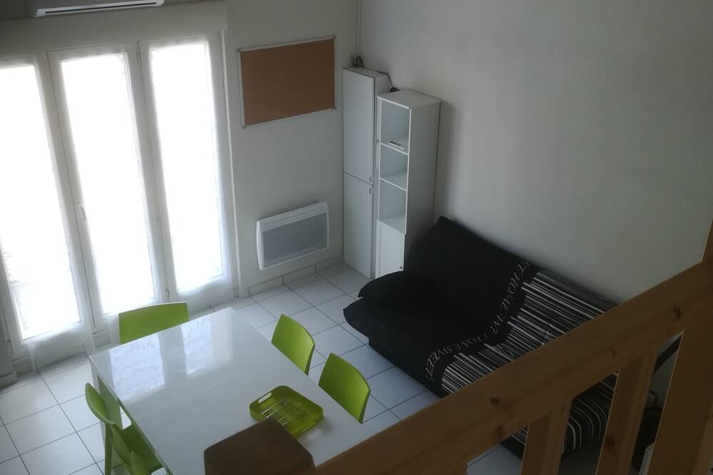 Photo of Bedroom in Bas-Vernet