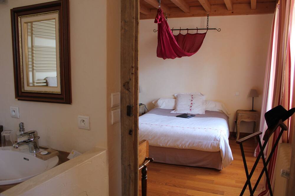 Photo of Bedroom in Saint-Maurice-de-Lignon